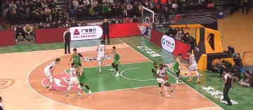 AG体育官方网站-故地重游不留情！高诗岩末节12分，高速男篮84：79击败辽宁